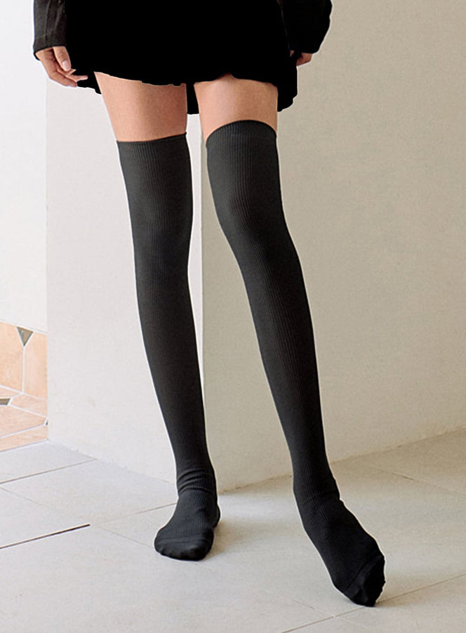 lingling-knee-socks-ia521