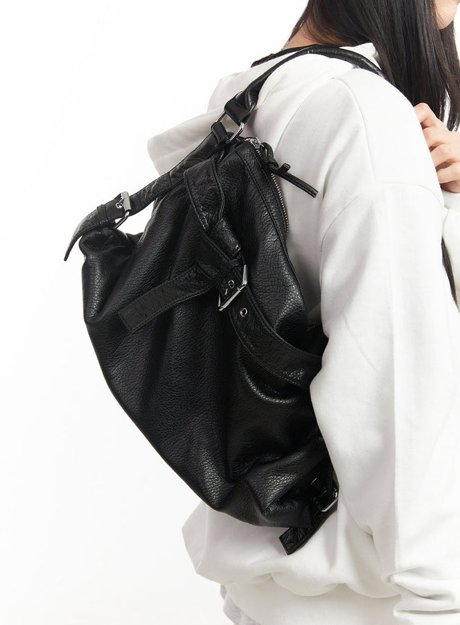 buckle-faux-leather-shoulder-bag-cm503 / Black