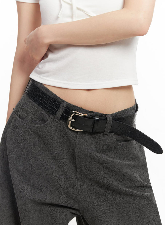 classy-textured-buckle-belt-iy529 / Black
