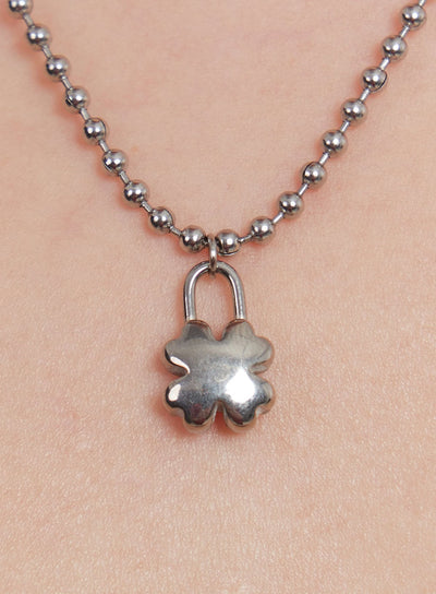 lucky-necklace-iy501
