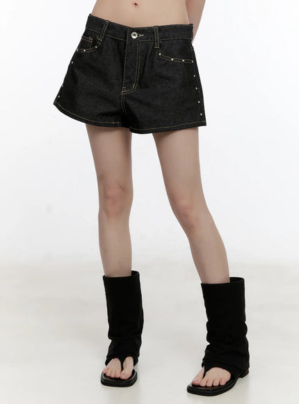 no-fade-studded-denim-shorts-cl504 / Black