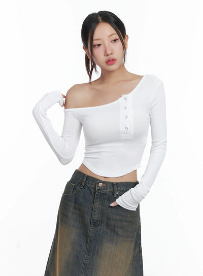 off-shoulder-asymmetric-long-sleeve-crop-top-cs503 / White