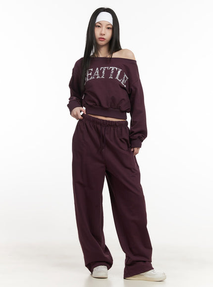 soft-cotton-graphic-cropped-sweatshirt-cf514