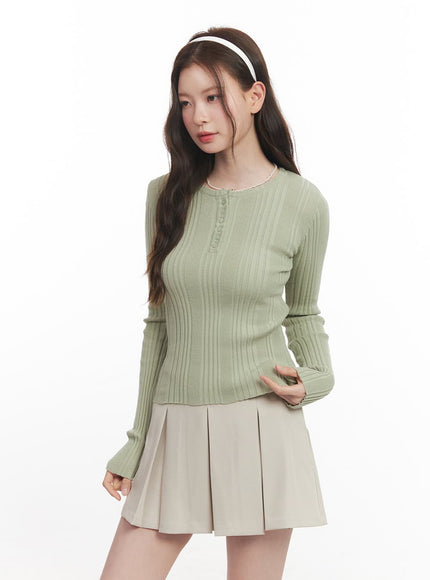 Ribbed Slim-Fit Round Neck Sweater  CA502