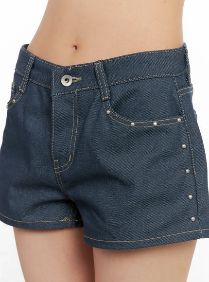 studded-denim-shorts-cl525
