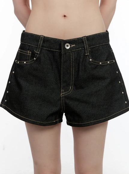 no-fade-studded-denim-shorts-cl504