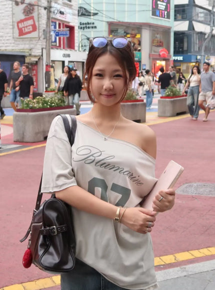 Casual Off-Shoulder Graphic Tee CL518