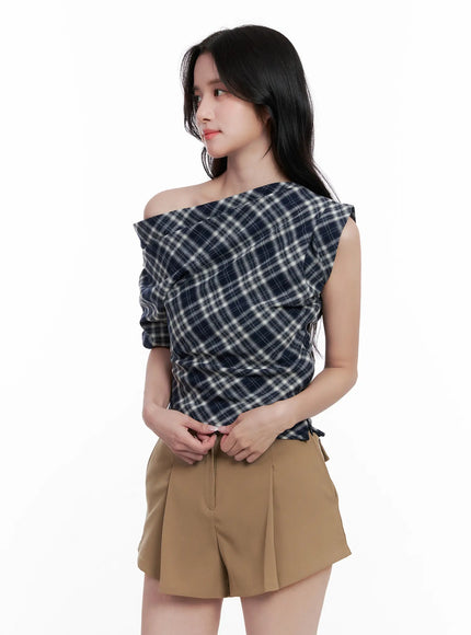 plaid-asymmetric-ruched-off-shoulder-top-cl516 / Dark blue