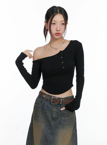 off-shoulder-asymmetric-long-sleeve-crop-top-cs503 / Black