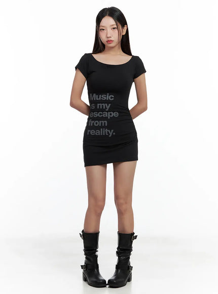 sleek-ruched-off-shoulder-mini-dress-cl508 / Black