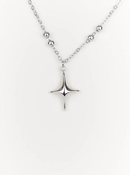 beaded-star-charm-necklace-in514 / Silver