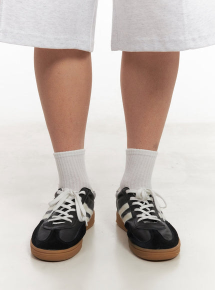 essential-mid-calf-socks-im531