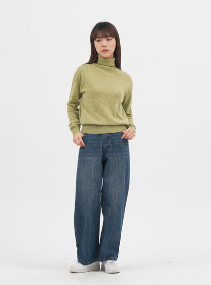 Turtleneck Knit Pullover