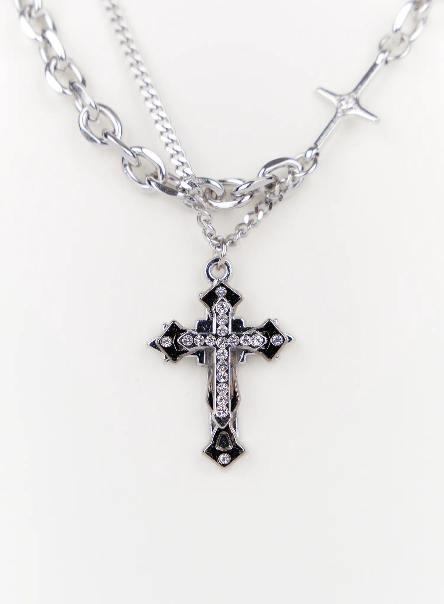 gothic-cross-pendant-necklace-io527