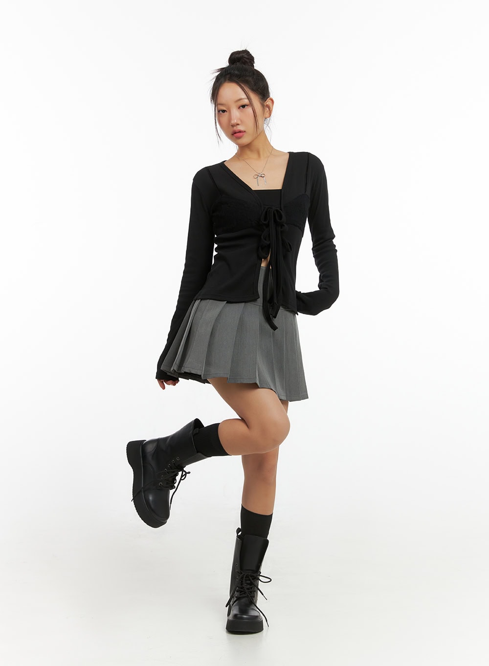 buckle-pleated-mini-skirt-is402