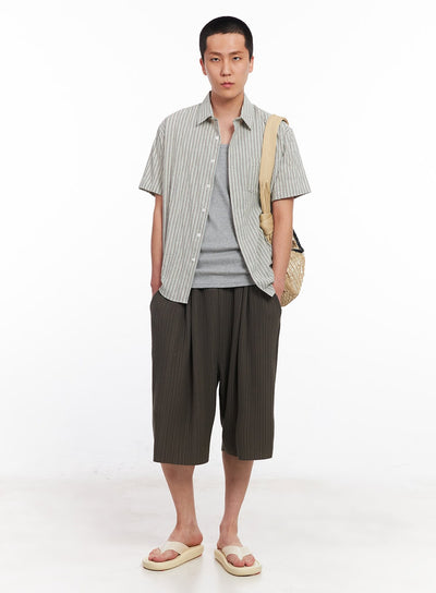 mens-pleated-wide-fit-shorts-iu512