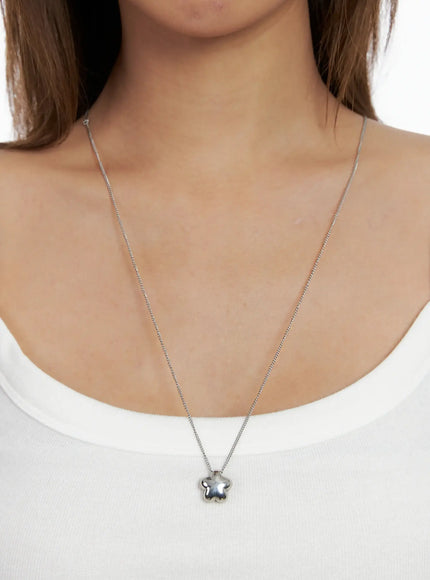 Balloon-Style Flower Charm Necklace IN510