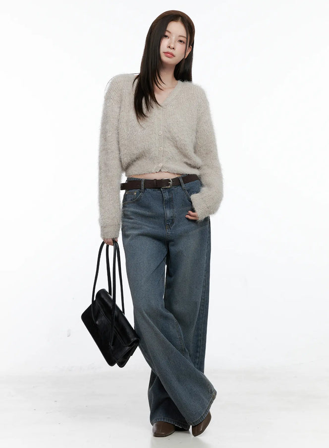 soft-knit-crop-cardigan-co503 / Beige