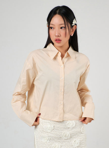 buttoned-collar-crop-shirt-ij403 / Beige