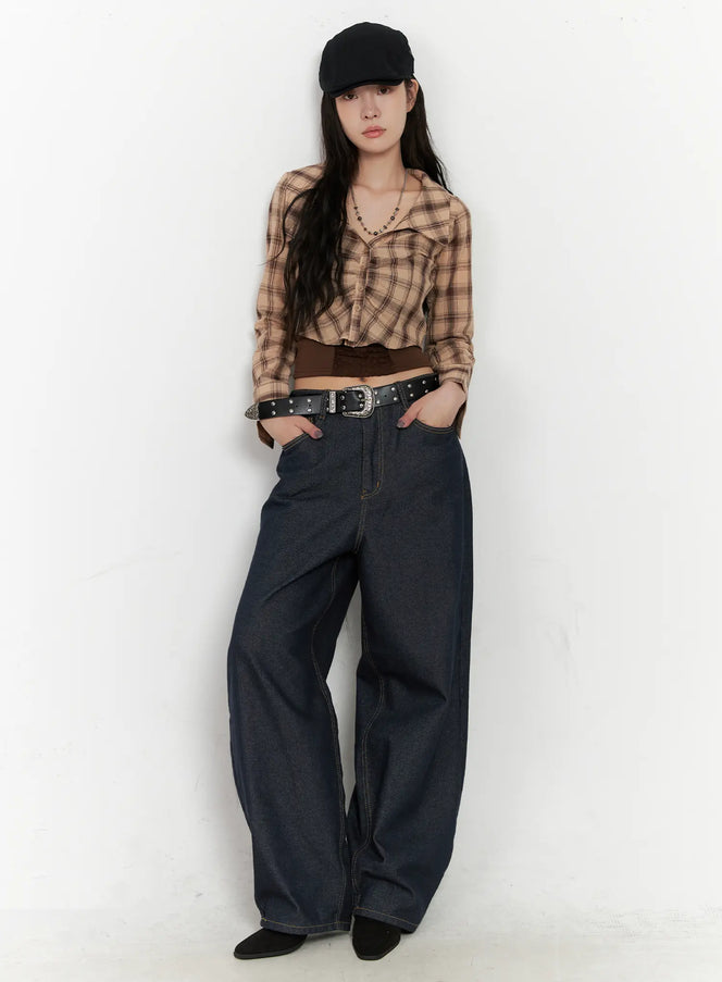 plaid-shirred-crop-long-sleeve-shirt-cn513 / Beige