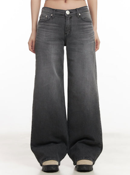 Mari Washed Mid-Rise Wide-Leg Jeans CM528