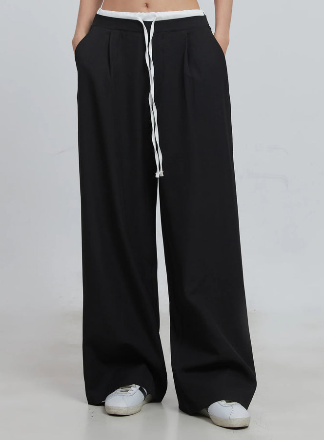 layered-pintuck-wide-leg-pants-iu512 / Black