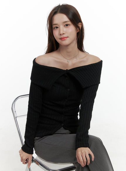 sleek-off-shoulder-button-cardigan-os416 / Black