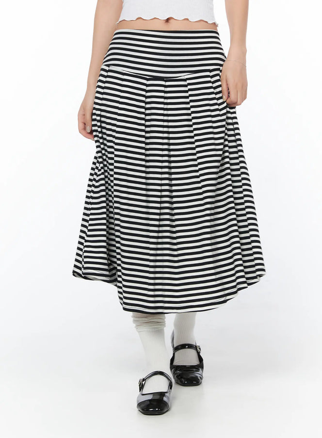 striped-flare-long-skirt-cy512 / Black