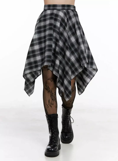 asymmetrical-checkered-layered-skirtig527 / Black