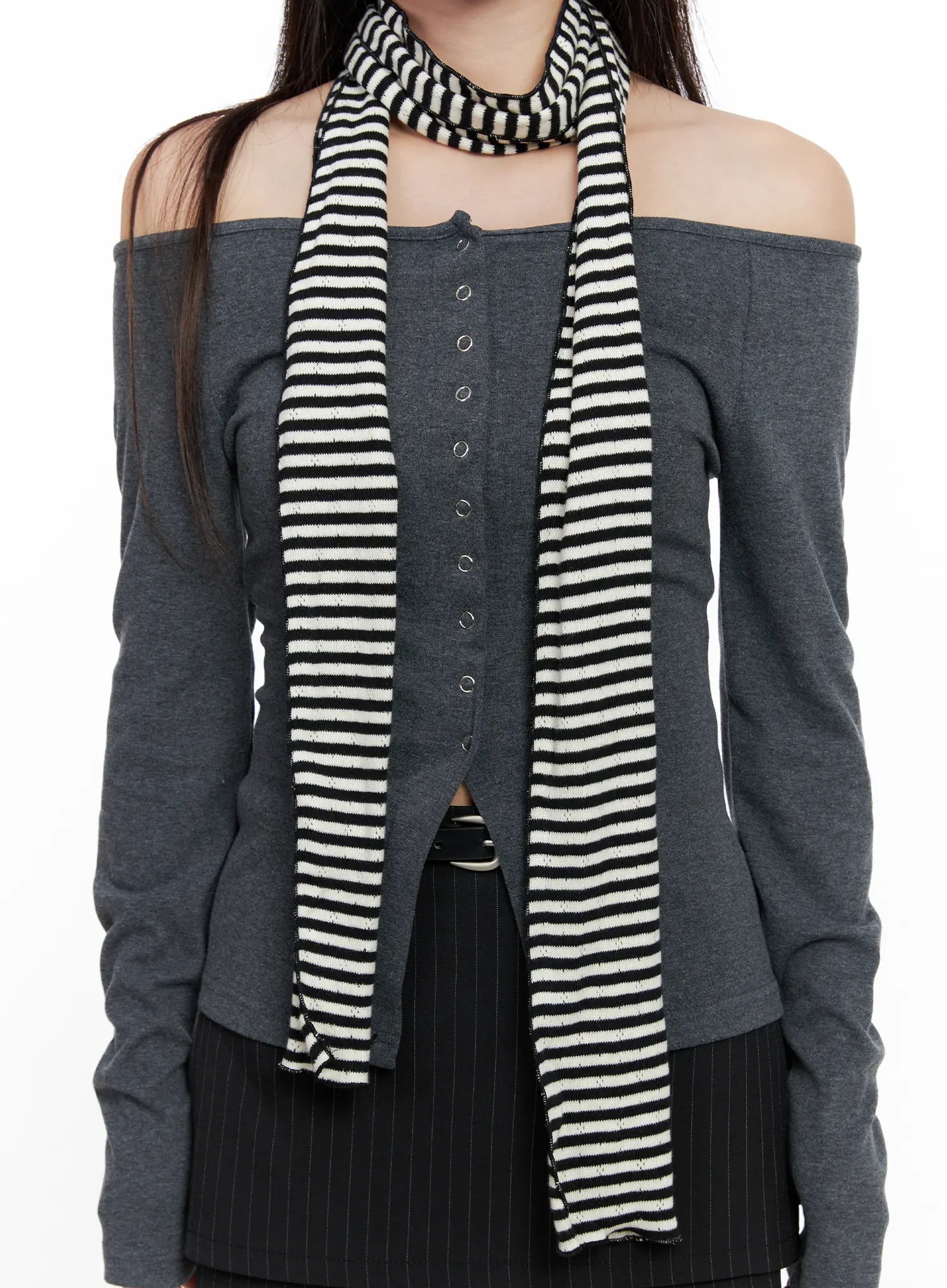 striped-openwork-scarf-co521 / Black