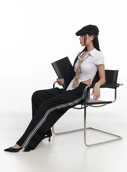 pintuck-striped-wide-fit-pants-cu517 / Black