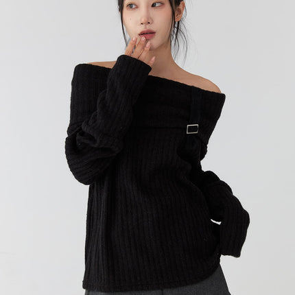 off-shoulder-buckle-knit-sweater-cd322 / Black