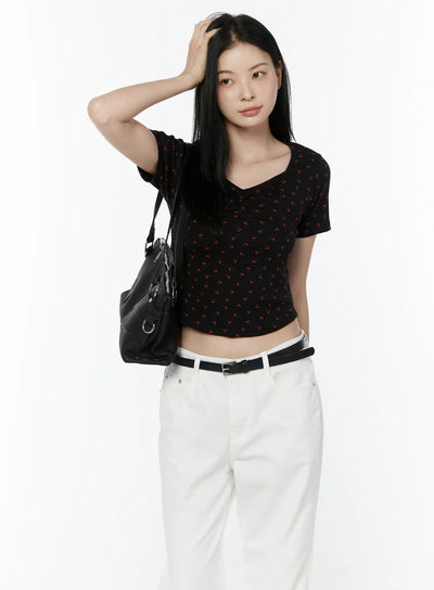 cherry-print-sweetheart-neckline-tee-iu505 / Black