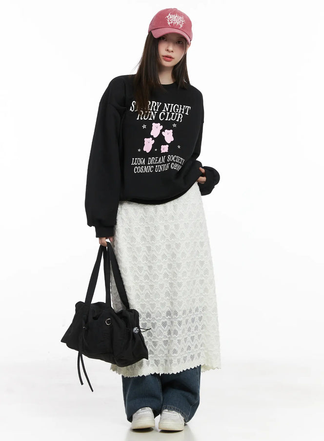 cozy-fleece-graphic-sweatshirt-cj506 / Black