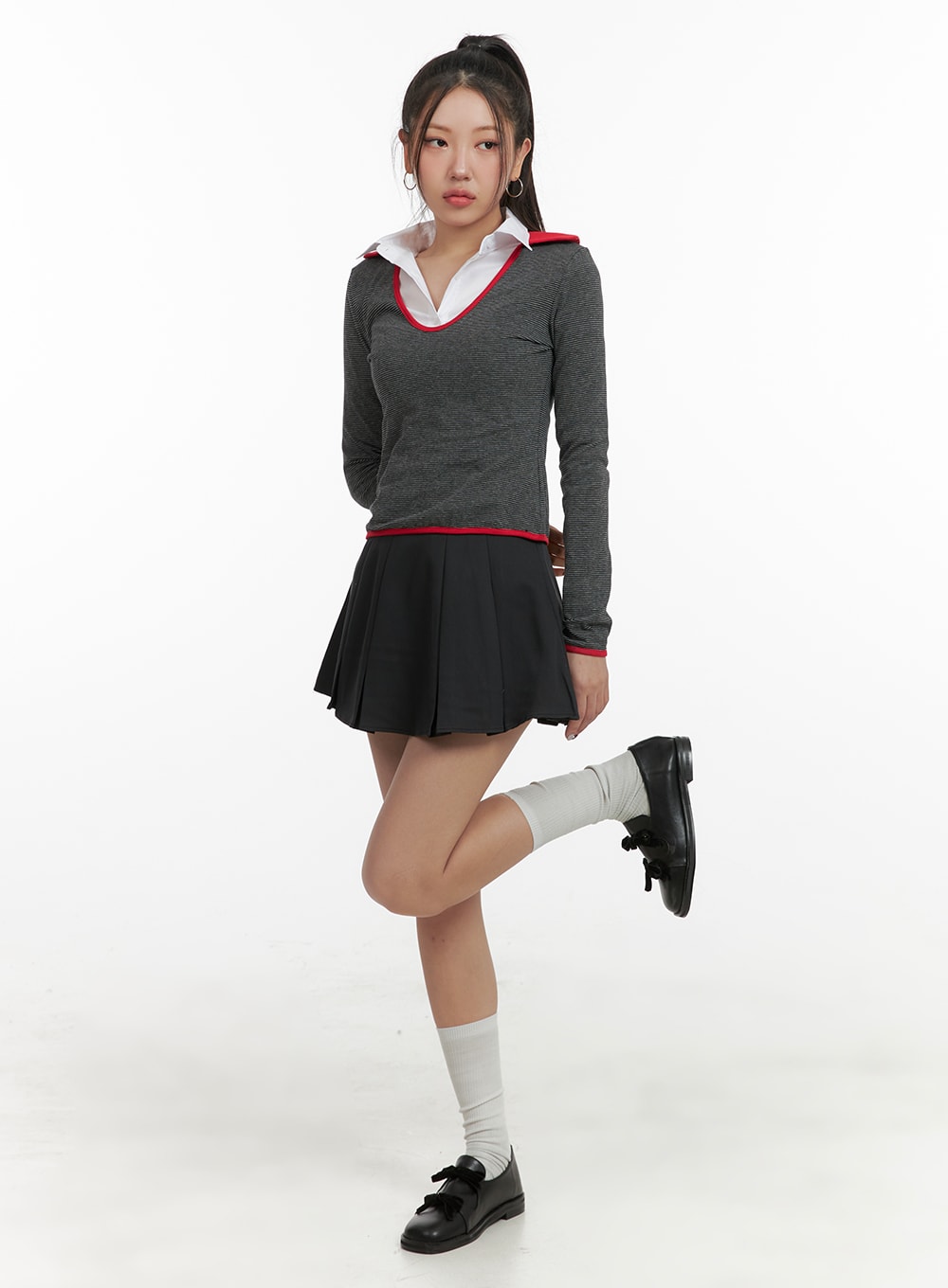 solid-pleated-mini-skirt-oa416 / Black