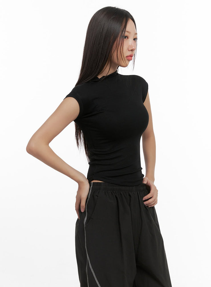 slim-fit-turtle-neck-crop-top-co402 / Black