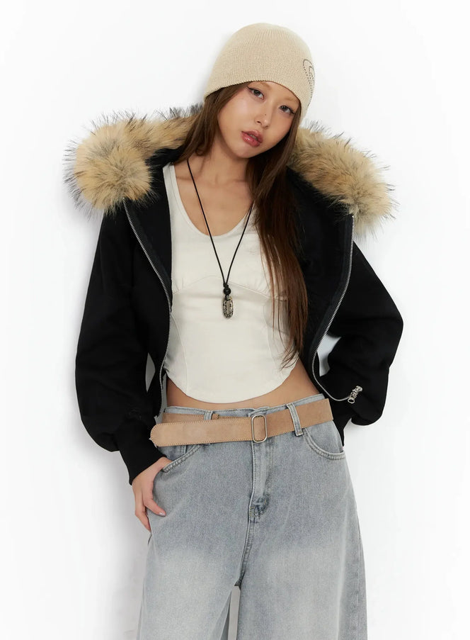 faux-fur-cropped-zip-up-hoodie-in528 / Black