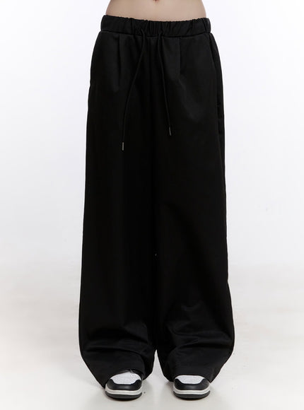 essential-wide-fit-sweatpants-cf511 / Black