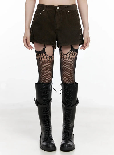 corduroy-studded-shorts-in525 / Brown