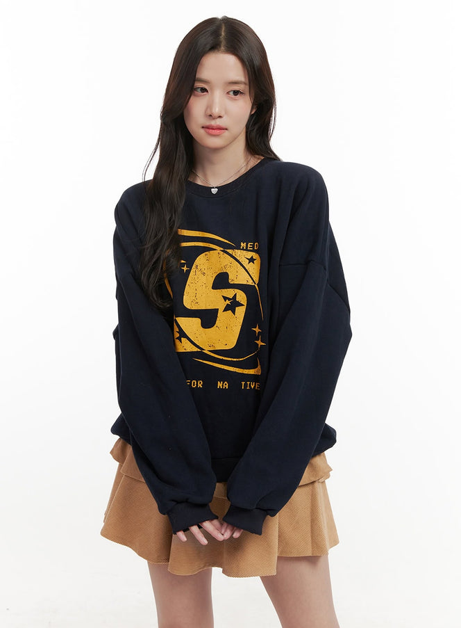 comfy-graphic-crewneck-sweatshirt-on429 / Dark blue