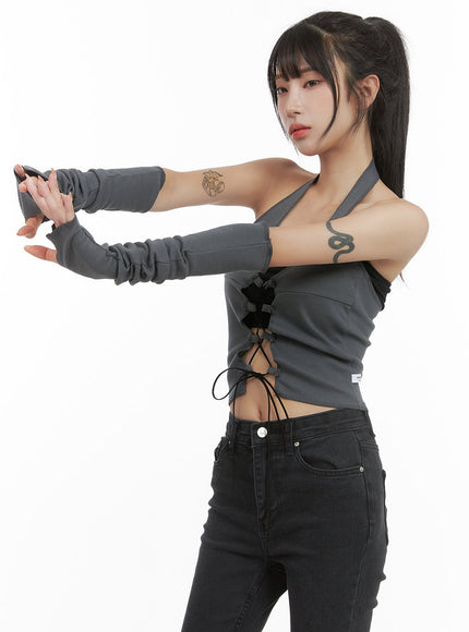 x-strap-halter-crop-top-with-warmers-cg430 / Dark gray