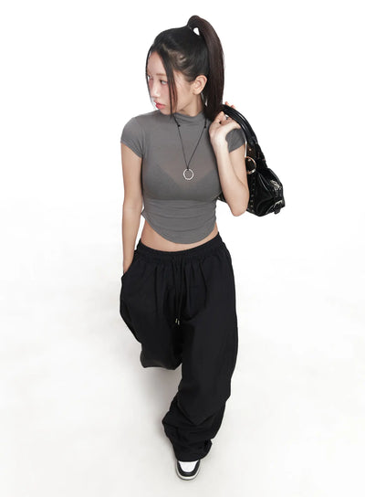 slim-fit-mock-neck-crop-top-cu517 / Dark green