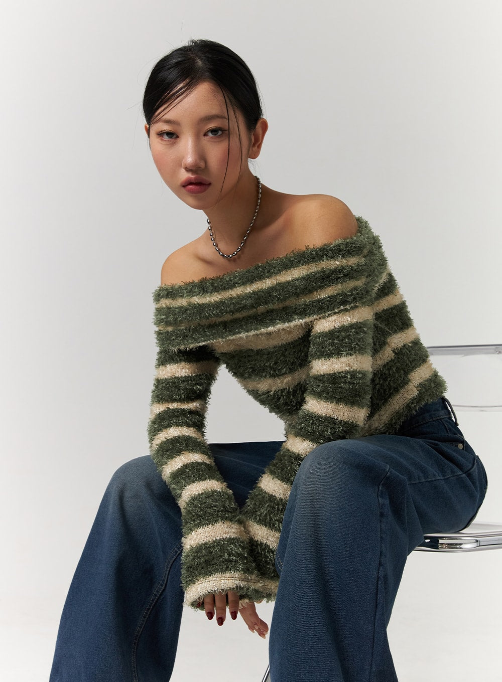 Off the shoulder outlet wool jumper