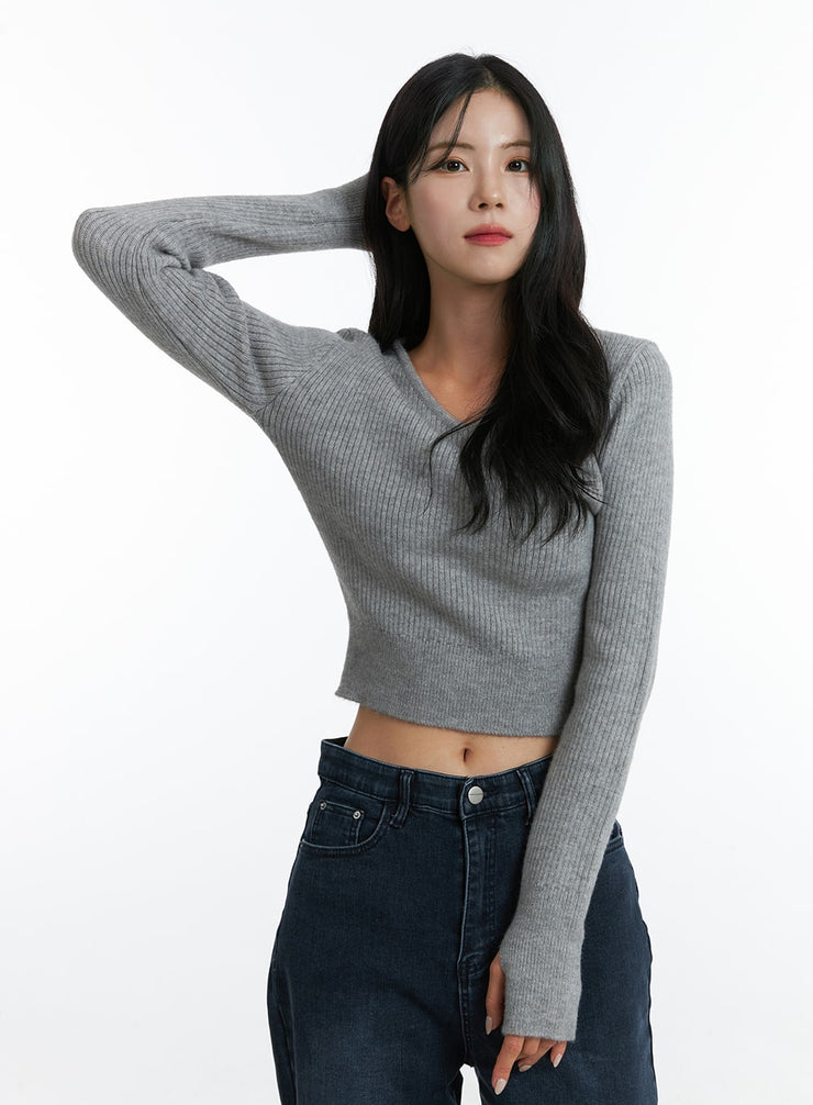 v-neck-knit-crop-sweater-on330 / Gray