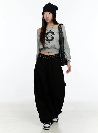 graphic-off-shoulder-crop-sweatshirt-cs517 / Gray