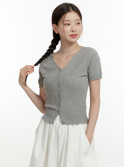 v-neck-buttoned-crop-cardigan-ol424 / Gray