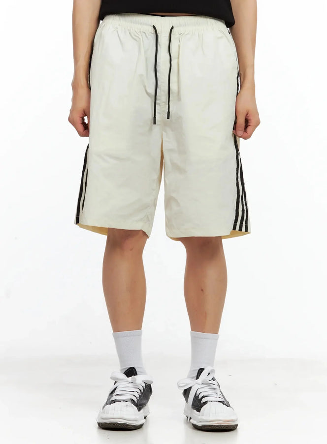 mens-lightweight-striped-track-shorts-il516 / Light beige