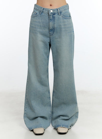 kacy-washed-wide-fit-flared-jeans-cm521 / Light blue