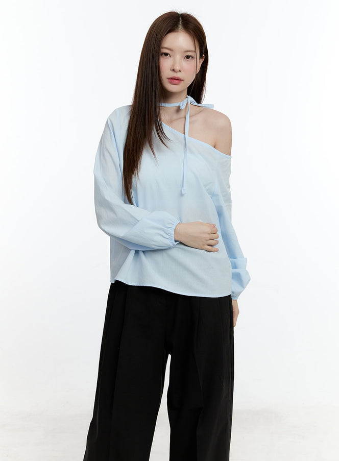 Loose-Fit One-Shoulder Blouse CM521