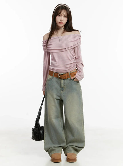 striped-off-shoulder-shirred-top-ij516 / Pink